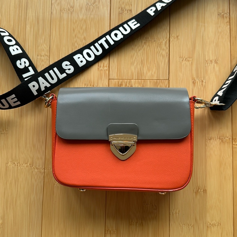 Paul’s Boutique crossbody bag